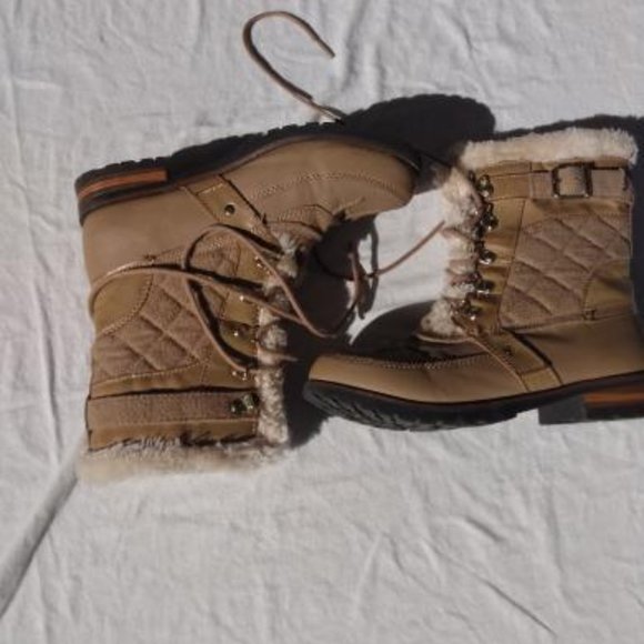 Z London Cream Snow Boots (Size 8) - Picture 1 of 1